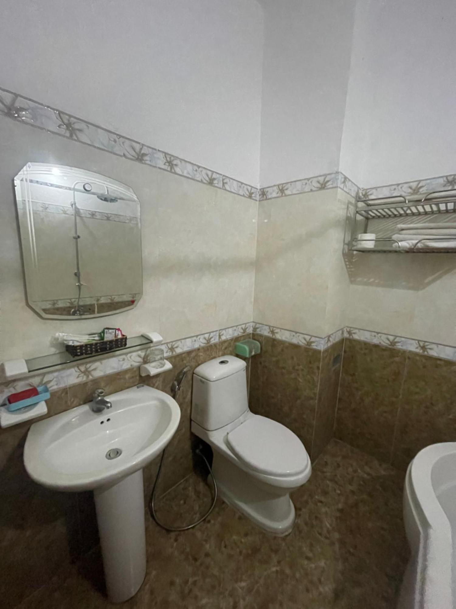 Oyo 553 Truong Giang Hotel Da Nang Eksteriør billede